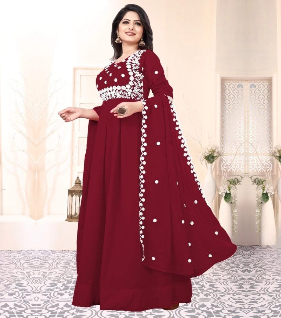 Ladies Georgette Gown